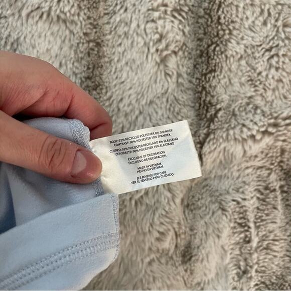 Eddie Bauer Horizon Light Blue Athletic Top - Picture 5 of 5